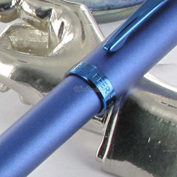 Stylo Plume (M) Sheaffer®"Serie 100" Bleu satiné et Chromé